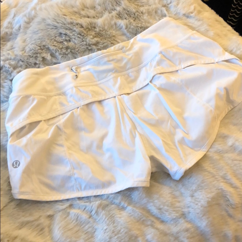Lululemon White running shorts size 6